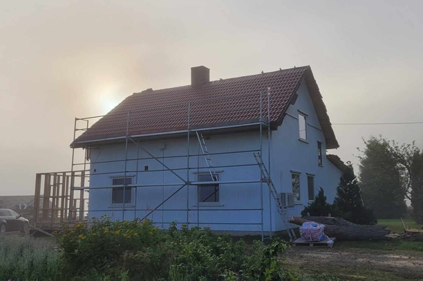 maling av en tregarasje